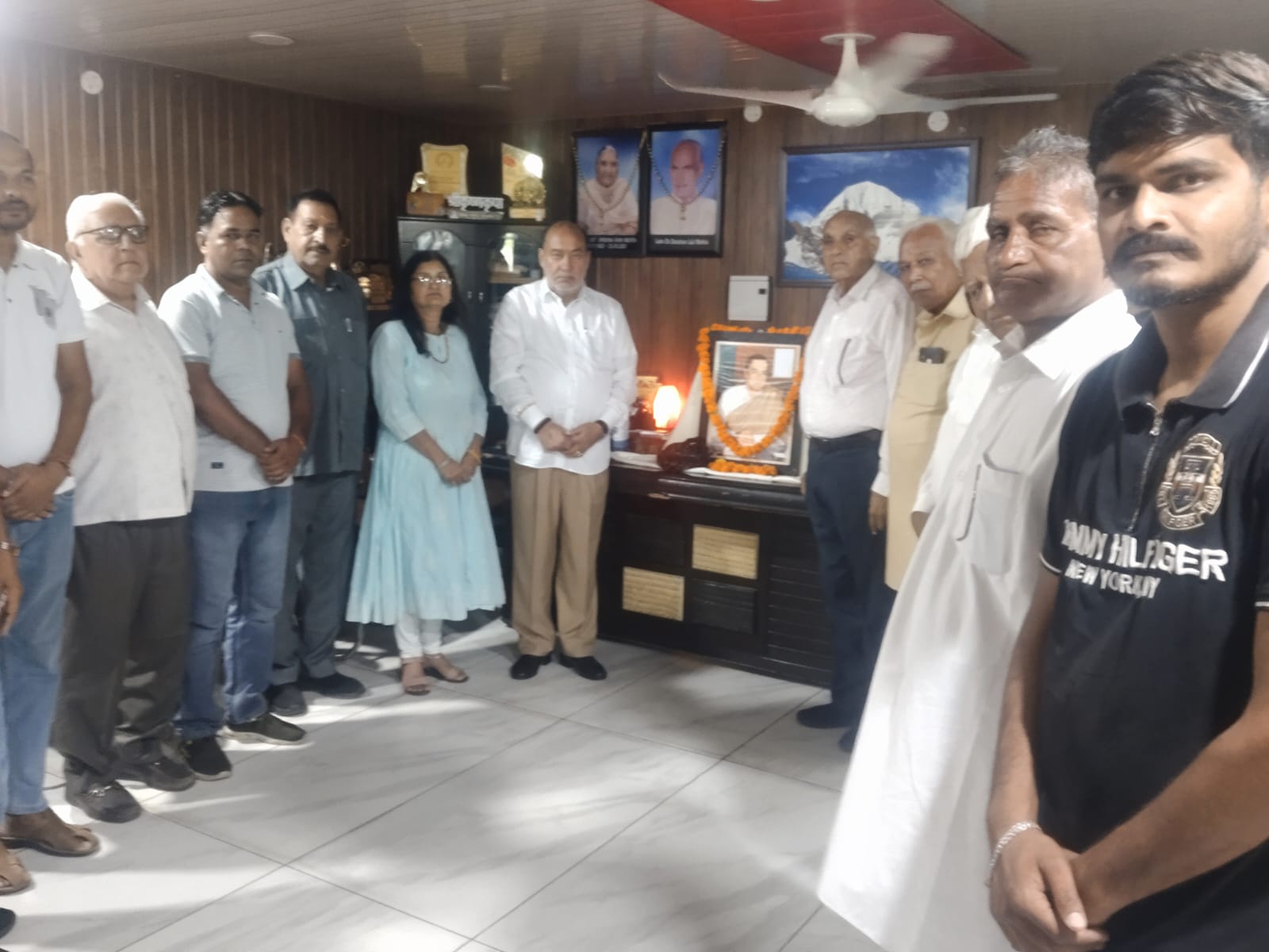 आधुनिक भारत के निर्माता राजीव गांधी का देश के लिए योगदान अविस्मरणीय: अशोक मेहता
